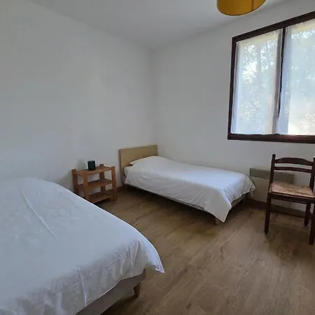Maison Familiale à 750m De La Plage, Jardin Et Parking Privé - Fr-1-364-84 * Saint-Brévin-les-Pins