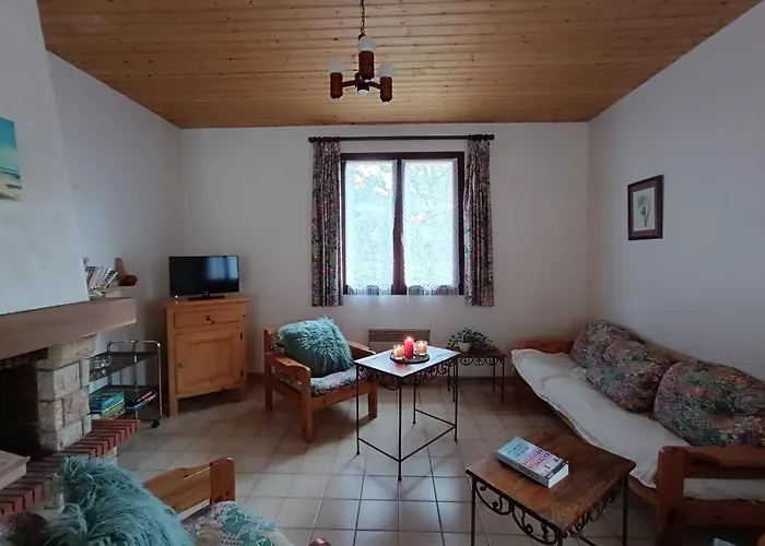 Casa de Férias Maison Familiale A 750m De La Plage, Jardin Et Parking Prive - Fr-1-364-84